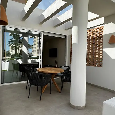 Reyes Catolicos Premium Beach, Playa Urbanova, 公寓